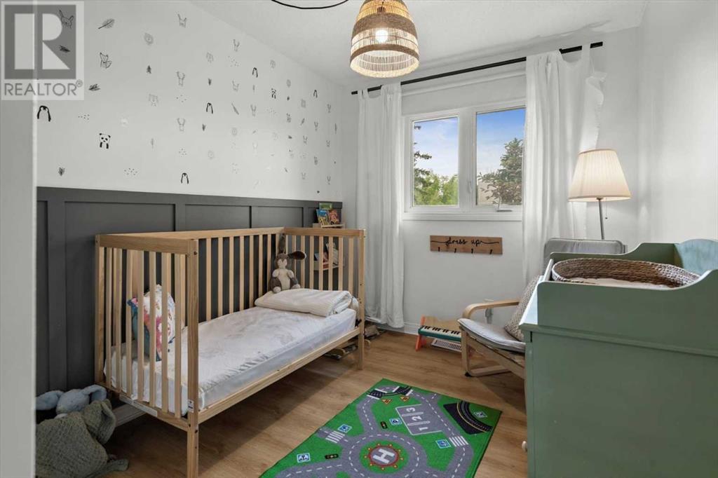 Single Family House Bi-level for Sale in  Cedar Ridge Drive SW Cedarbrae Calgary 