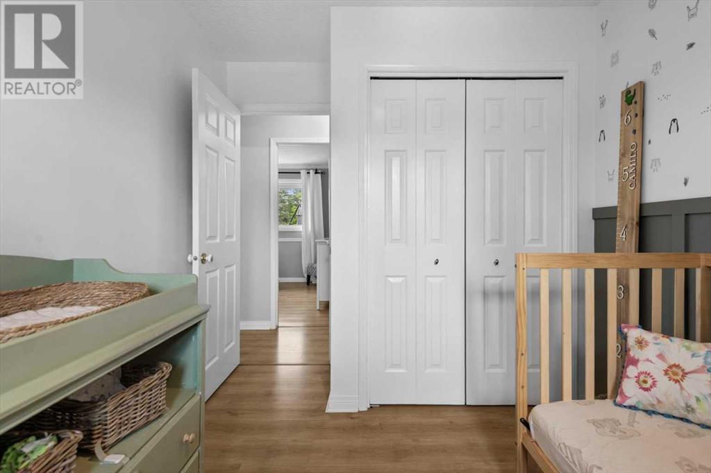 Single Family House Bi-level for Sale in  Cedar Ridge Drive SW Cedarbrae Calgary 