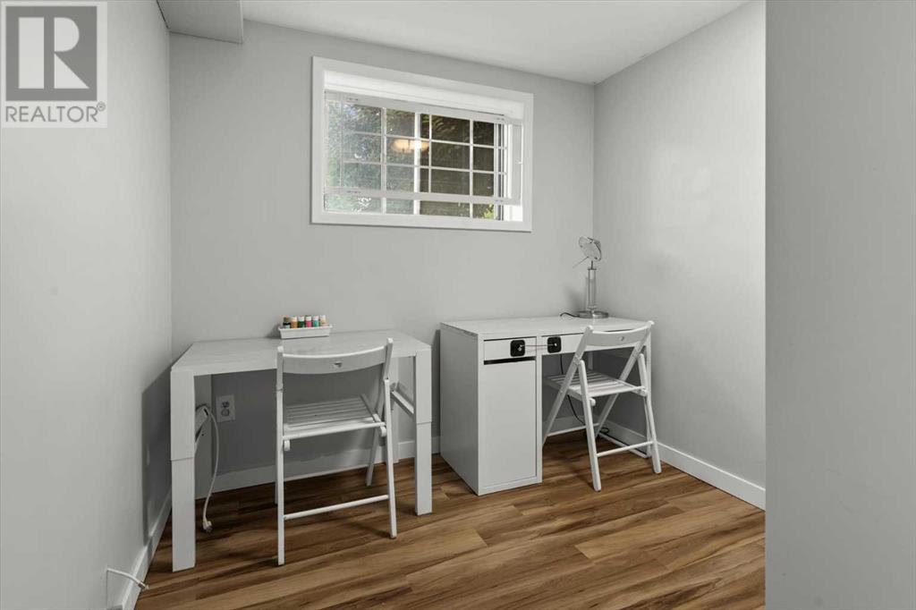 Single Family House Bi-level for Sale in  Cedar Ridge Drive SW Cedarbrae Calgary 