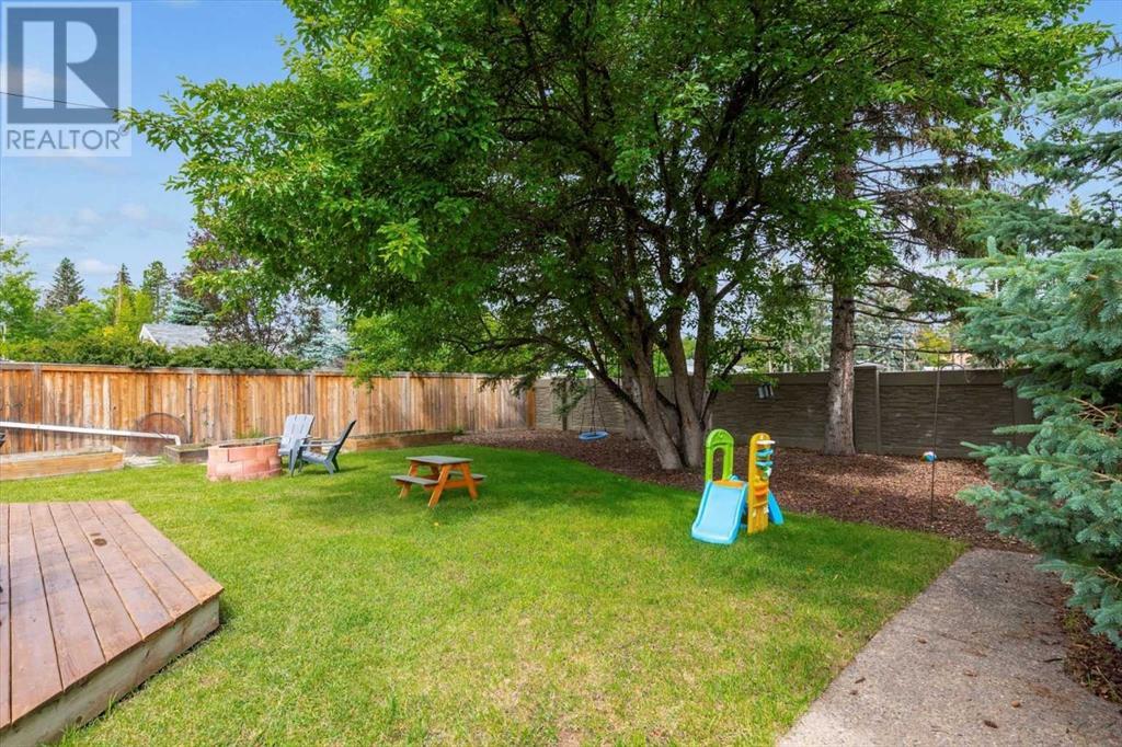 Single Family House Bi-level for Sale in  Cedar Ridge Drive SW Cedarbrae Calgary 
