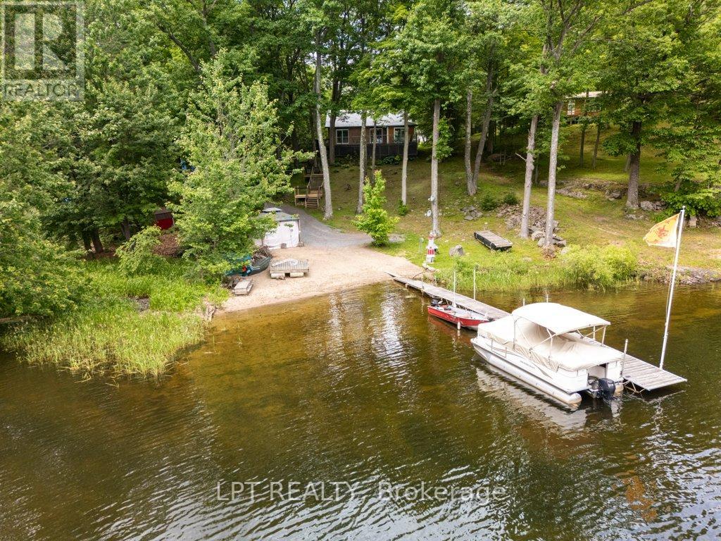 Photo 6 of 31 Acorn Lane, Frontenac ON
