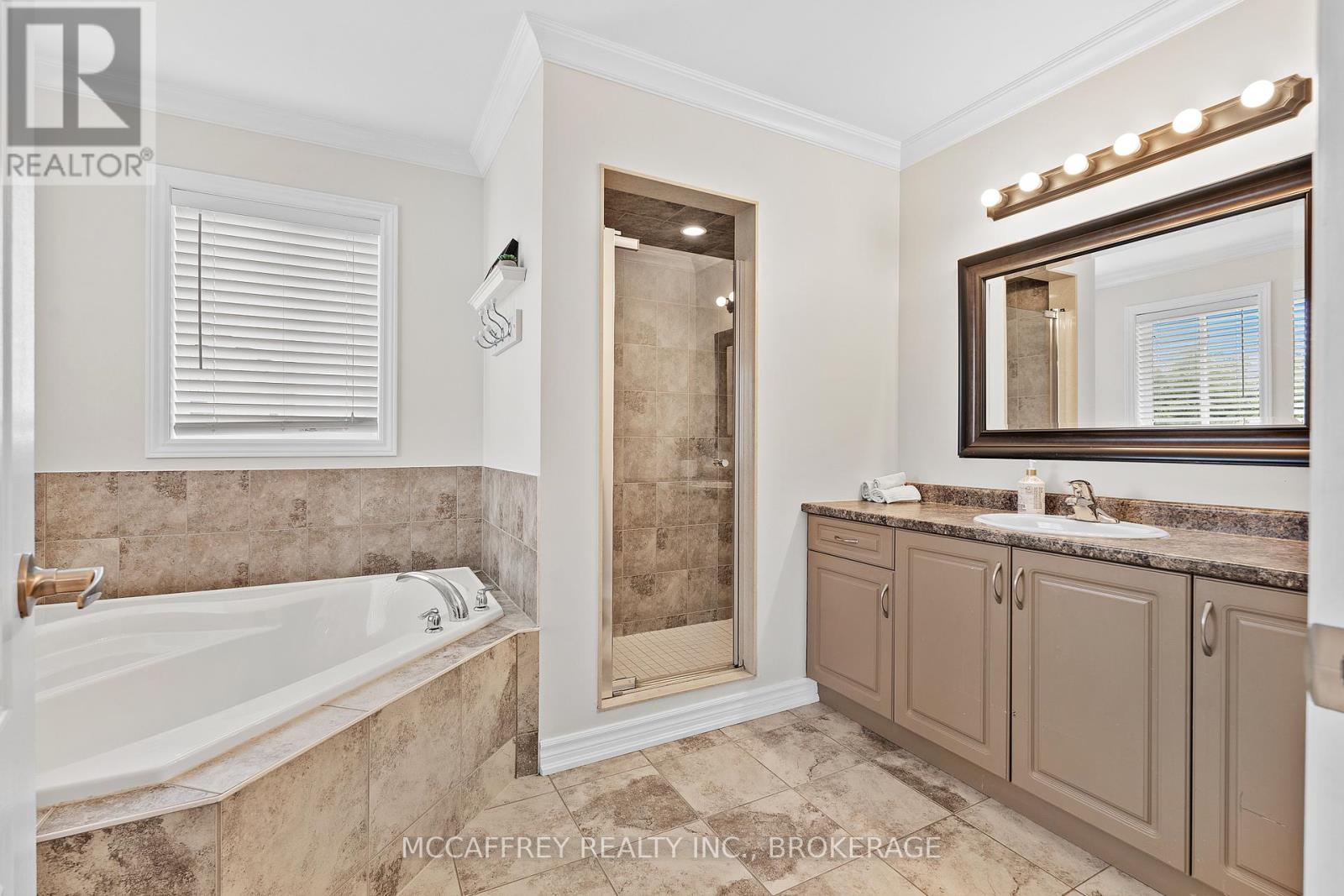 Photo 48 of 37 Kanvers Way, Greater Napanee ON