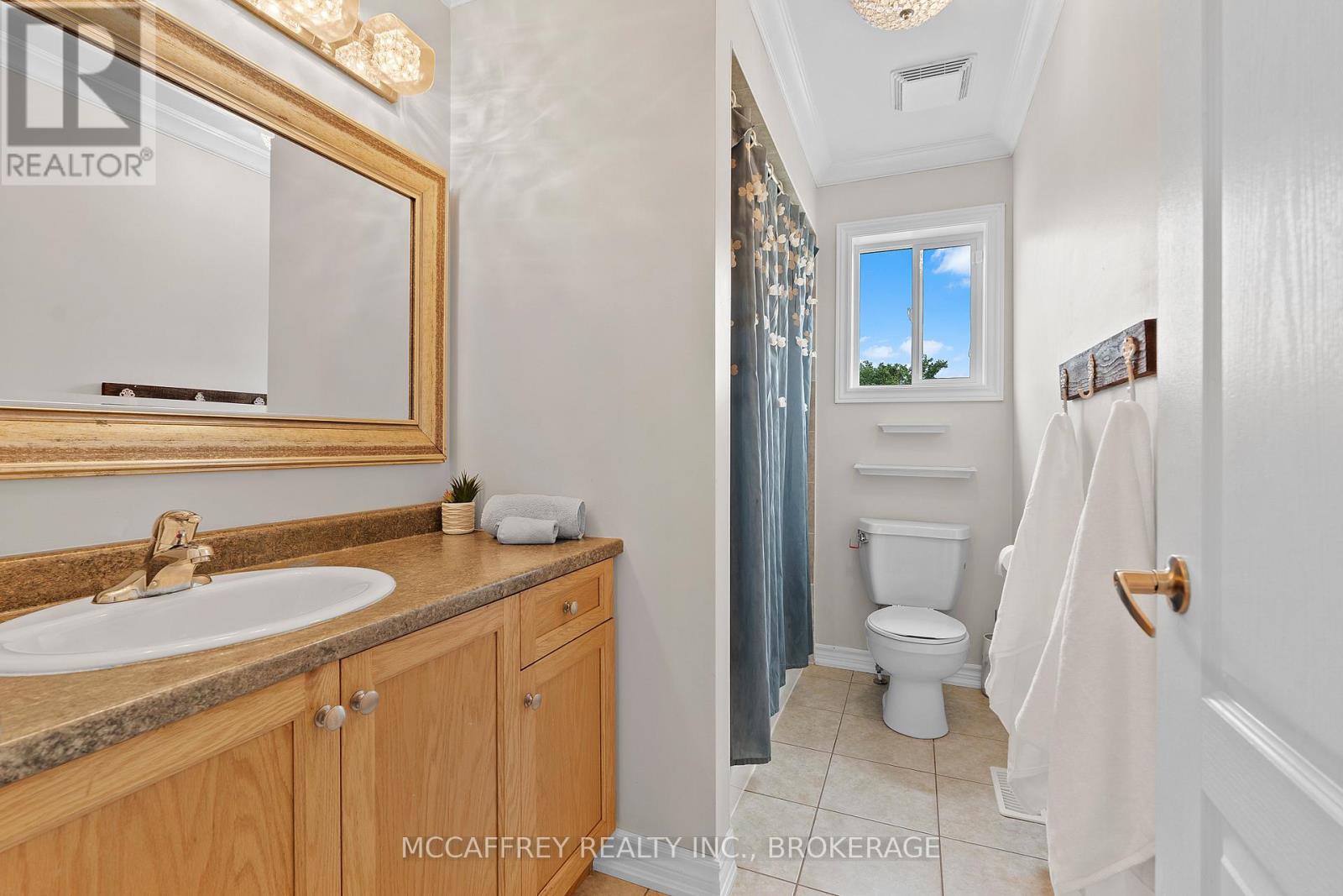 Photo 18 of 37 Kanvers Way, Greater Napanee ON