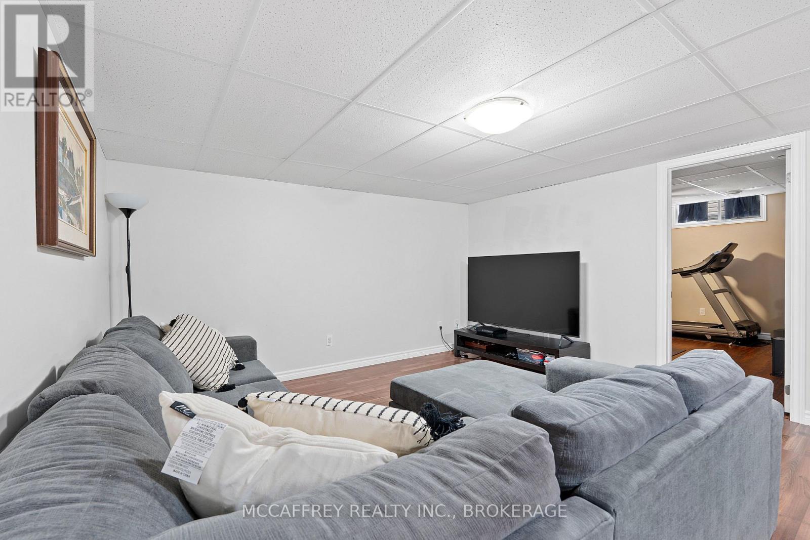 Photo 23 of 37 Kanvers Way, Greater Napanee ON