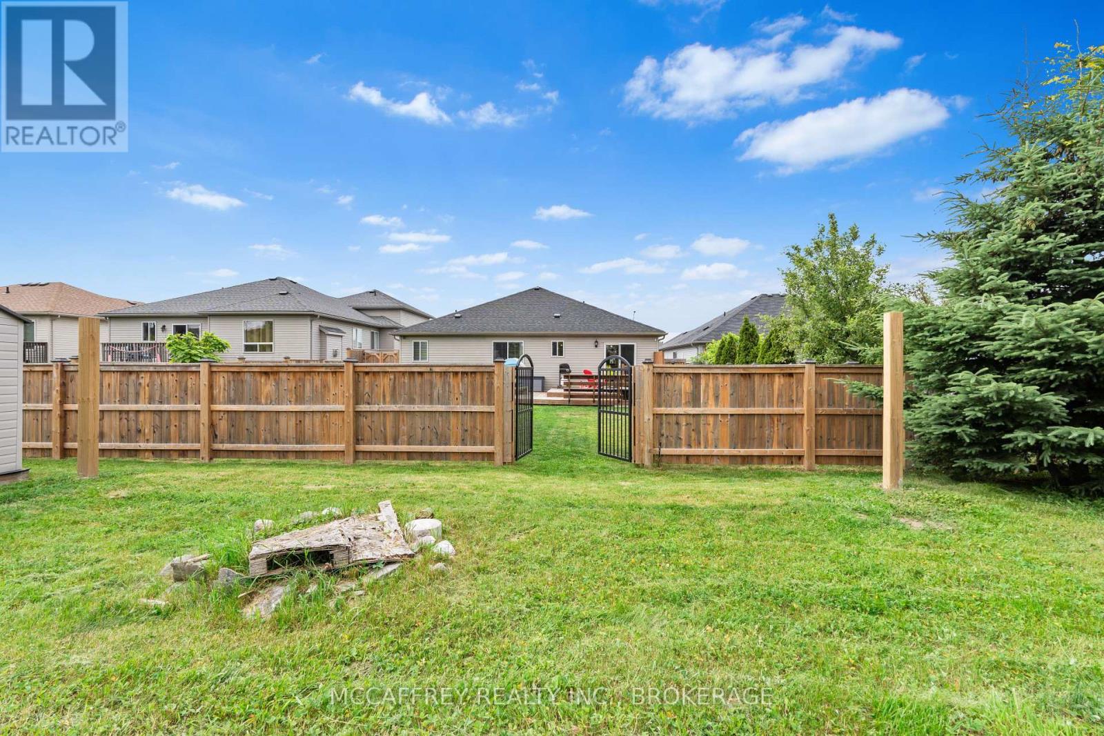 Photo 26 of 37 Kanvers Way, Greater Napanee ON