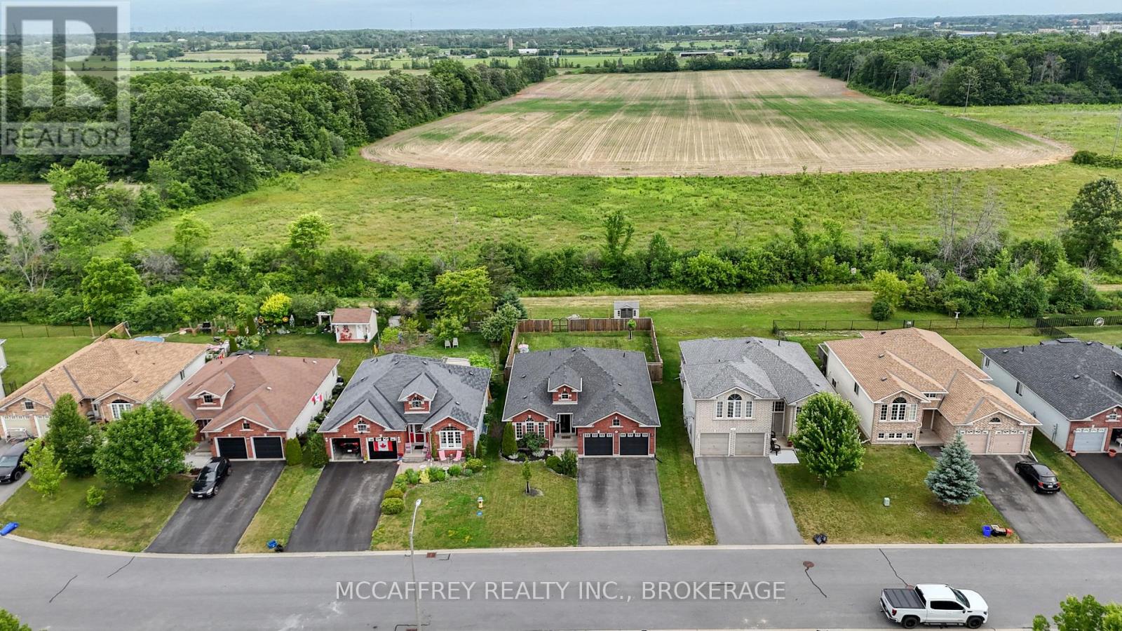 Photo 33 of 37 Kanvers Way, Greater Napanee ON