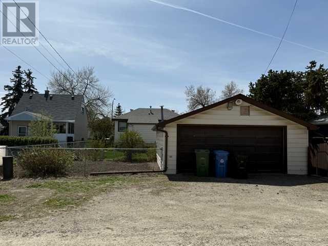 Single Family House Bungalow for Sale in   Avenue NW West Hillhurst Calgary 