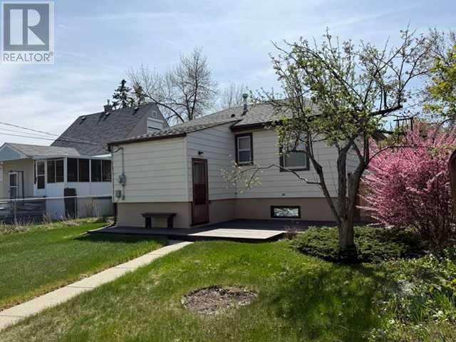 Single Family House Bungalow for Sale in   Avenue NW West Hillhurst Calgary 