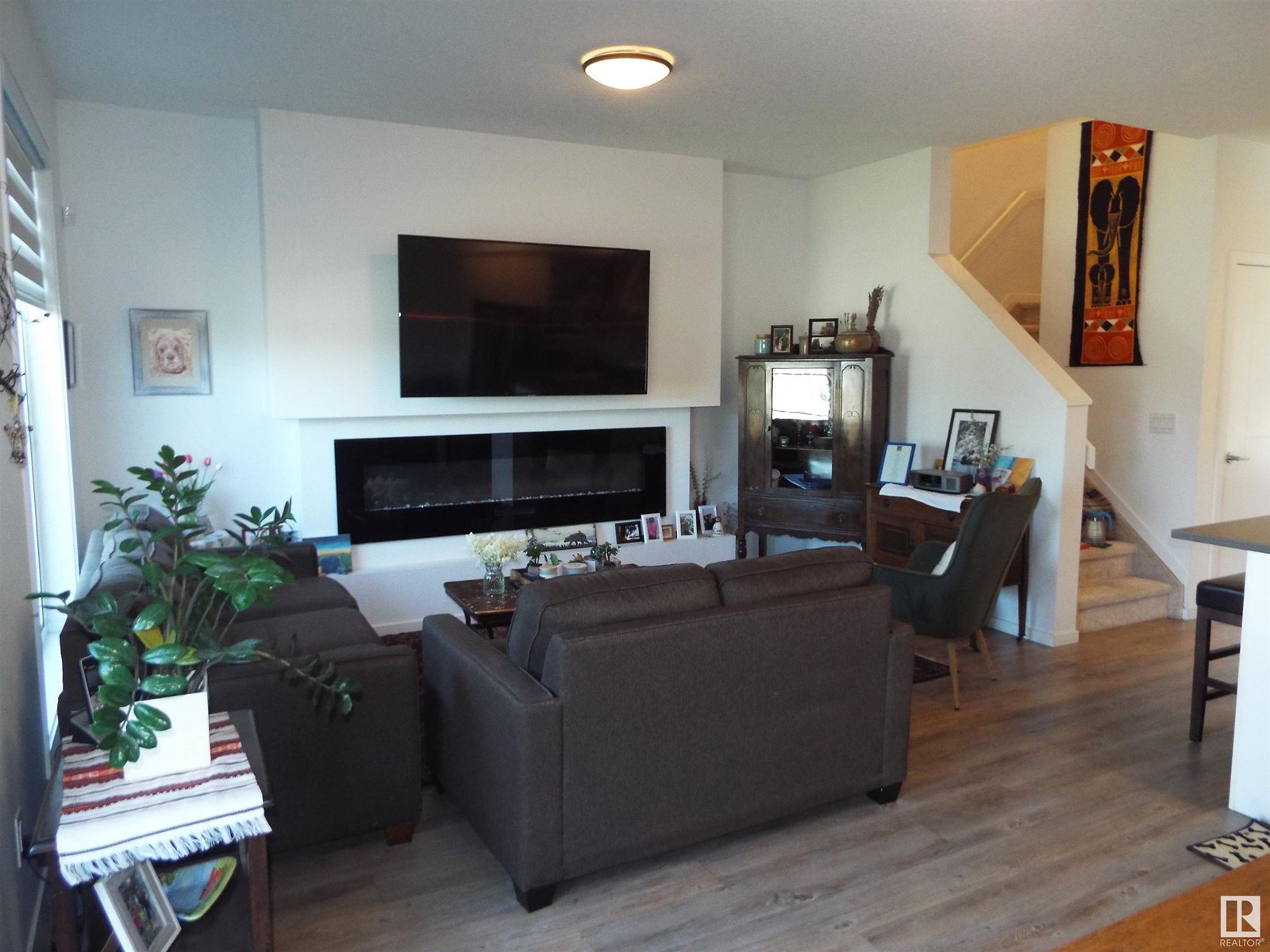 Photo 12 of 4706 67 St, Beaumont AB