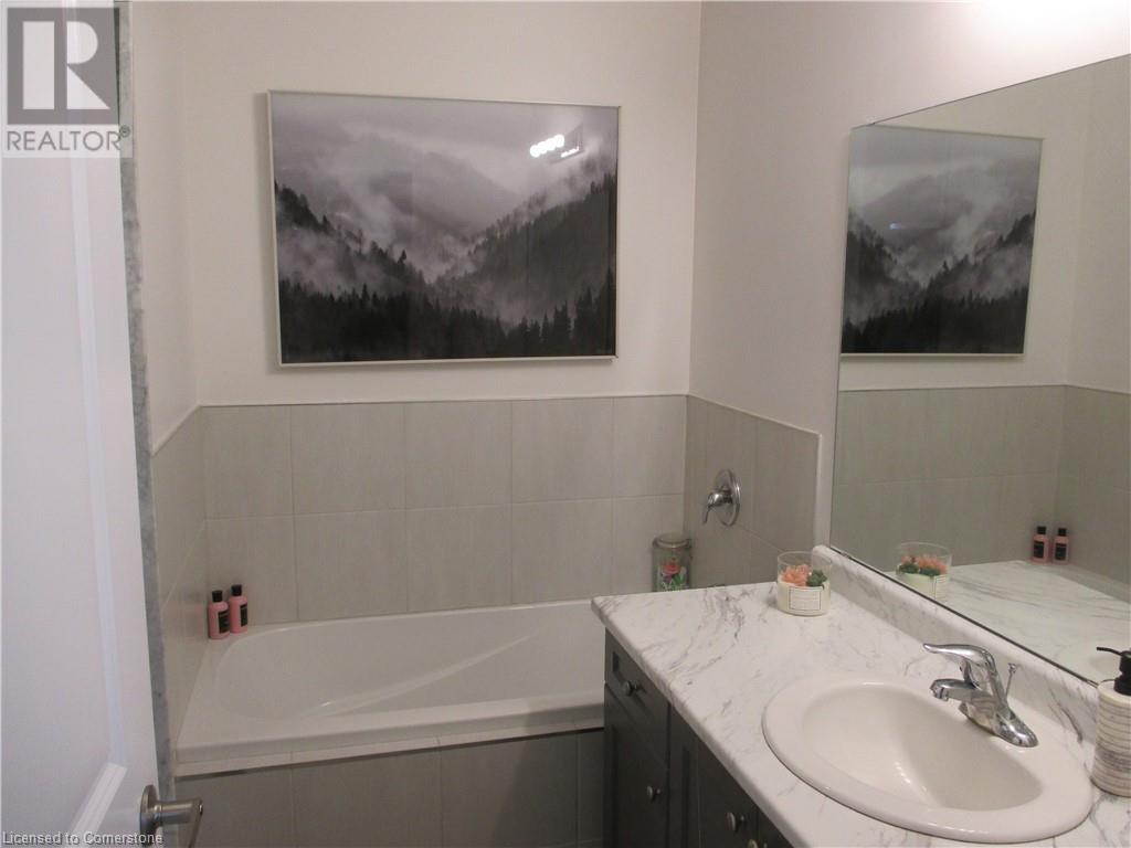 Photo 22 of 5055 Greenlane Road Unit 533, Beamsville ON