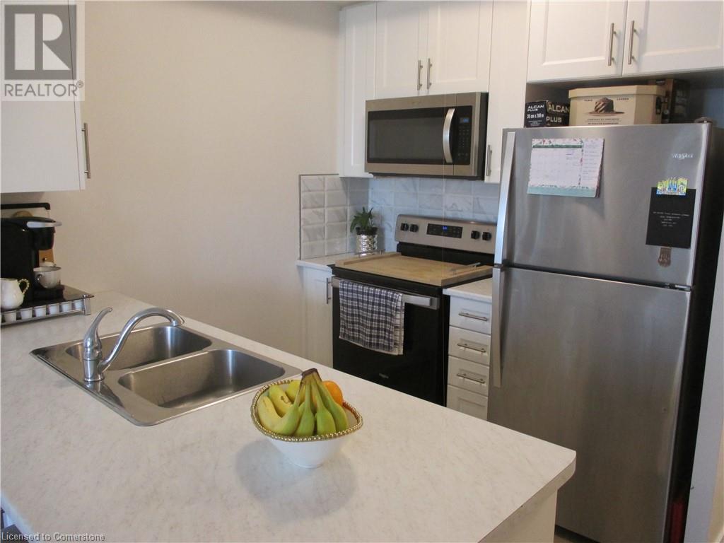 Photo 5 of 5055 Greenlane Road Unit 533, Beamsville ON