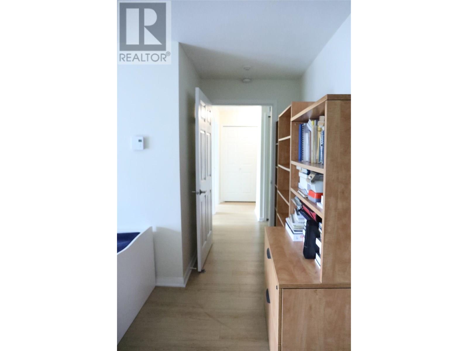 203 993 KLO Road, Kelowna