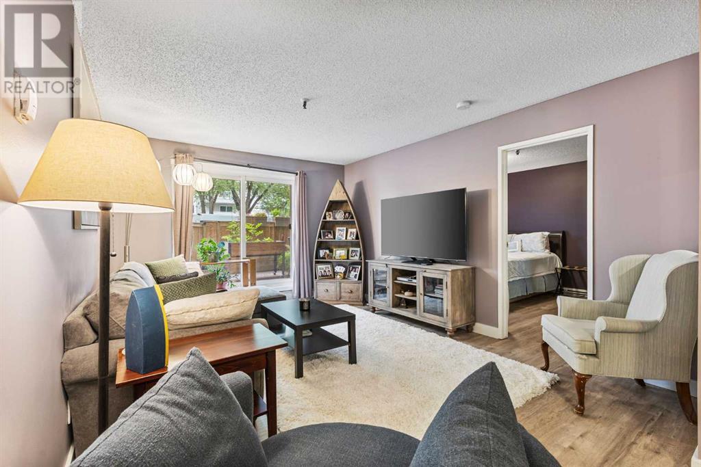 Single Family House for Sale in    Avenue SW Cliff Bungalow Calgary 