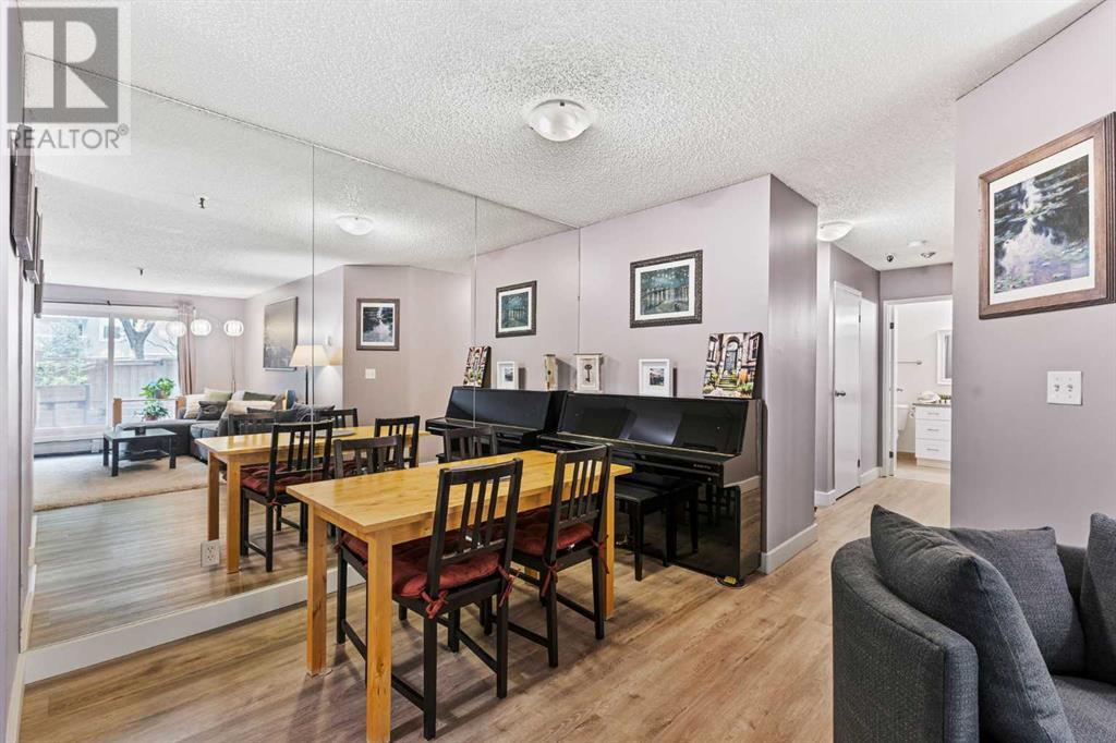 Single Family House for Sale in    Avenue SW Cliff Bungalow Calgary 