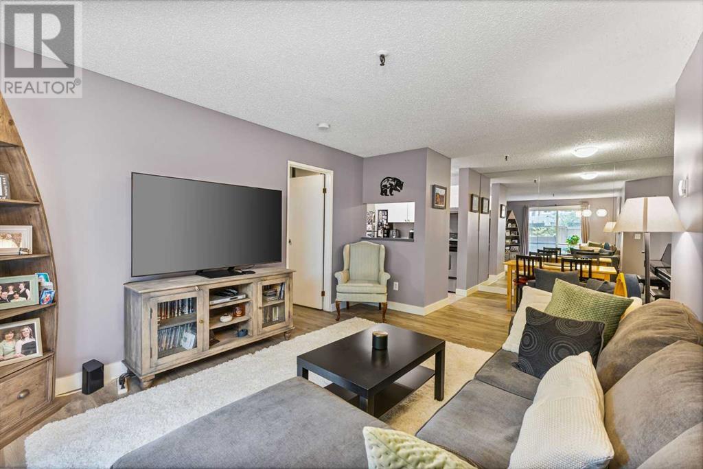 Single Family House for Sale in    Avenue SW Cliff Bungalow Calgary 