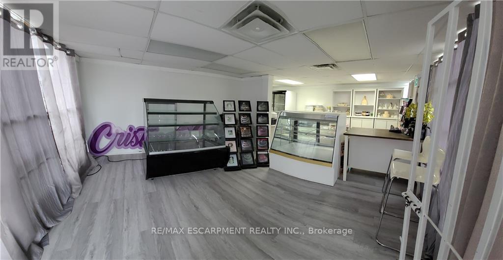 Photo 14 of 129 East 23rd Street, Hamilton ON