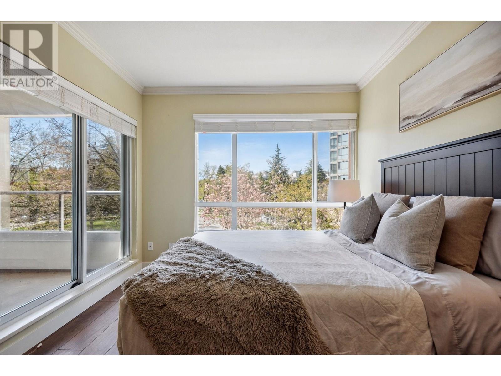 Photo 26 of 216 5735 Hampton Place, Vancouver BC
