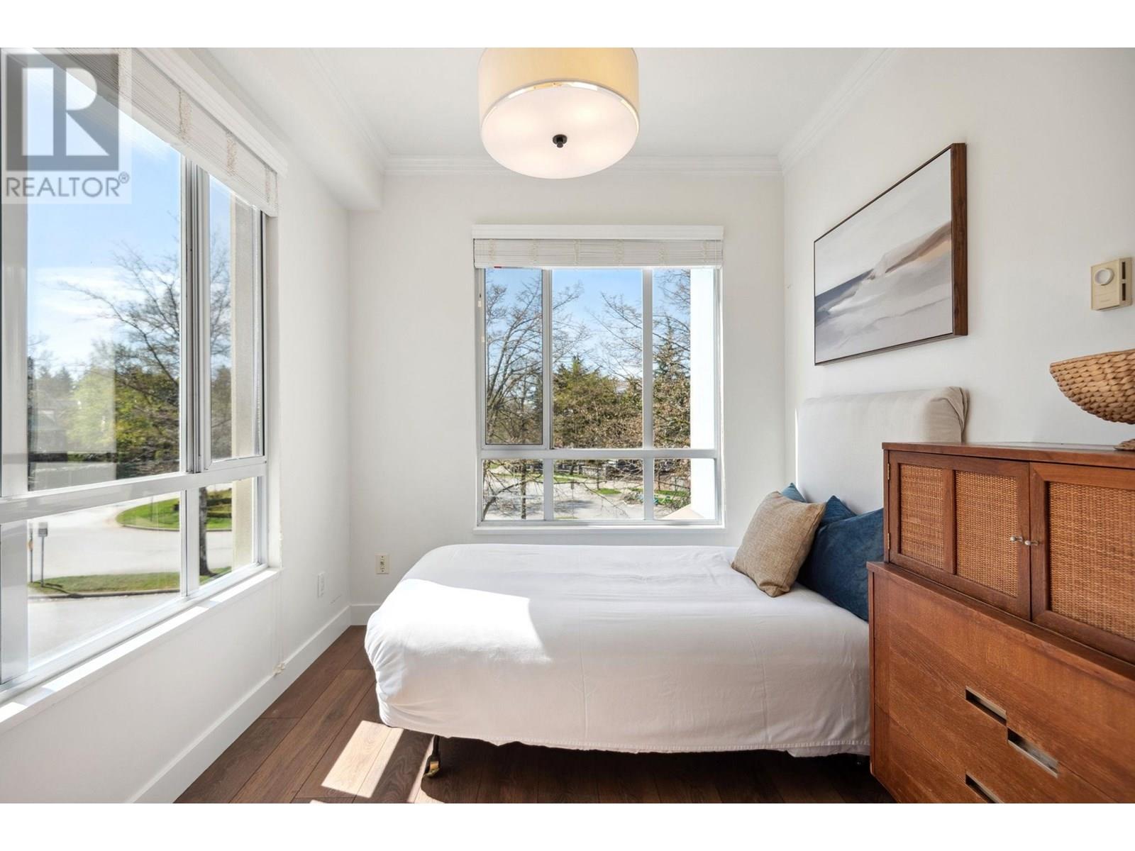 Photo 29 of 216 5735 Hampton Place, Vancouver BC