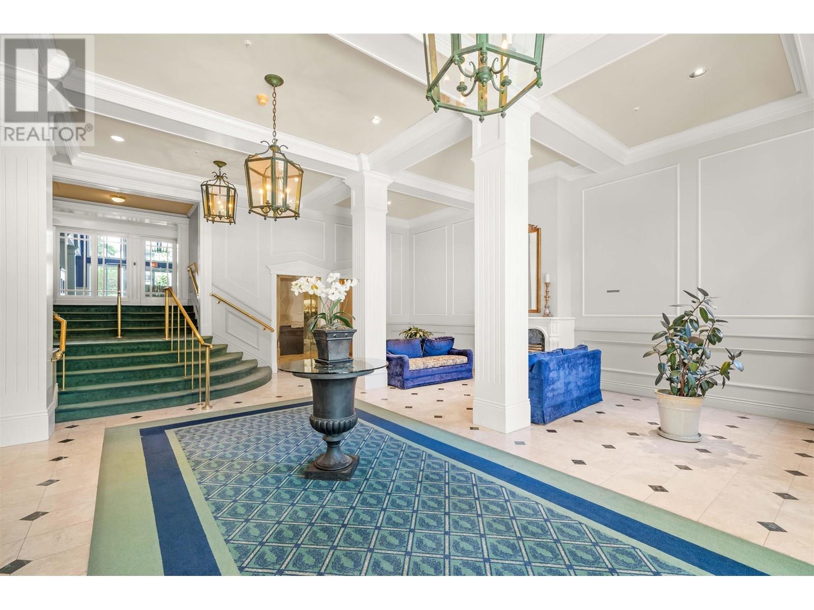 Photo 2 of 216 5735 Hampton Place, Vancouver BC