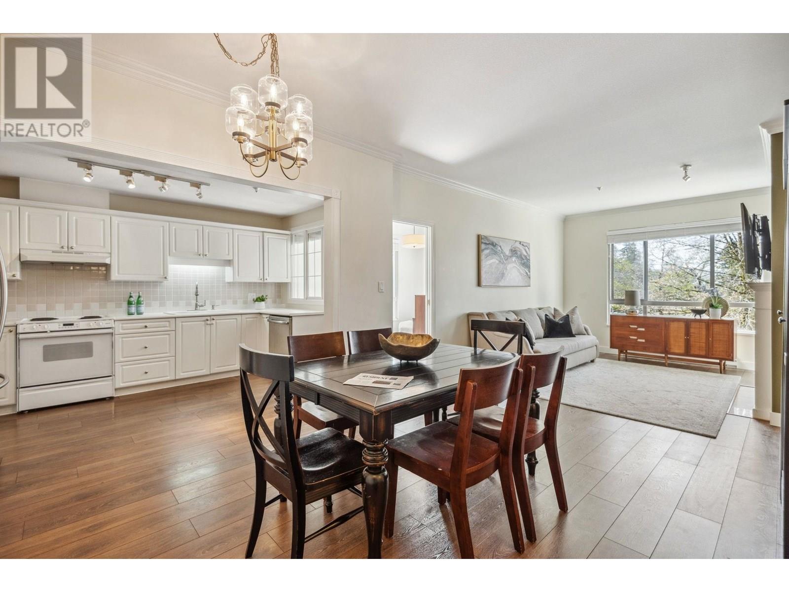 Photo 7 of 216 5735 Hampton Place, Vancouver BC