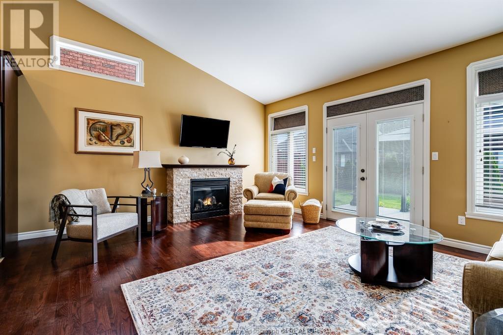 Photo 13 of 1490 Aspenshore, Windsor ON