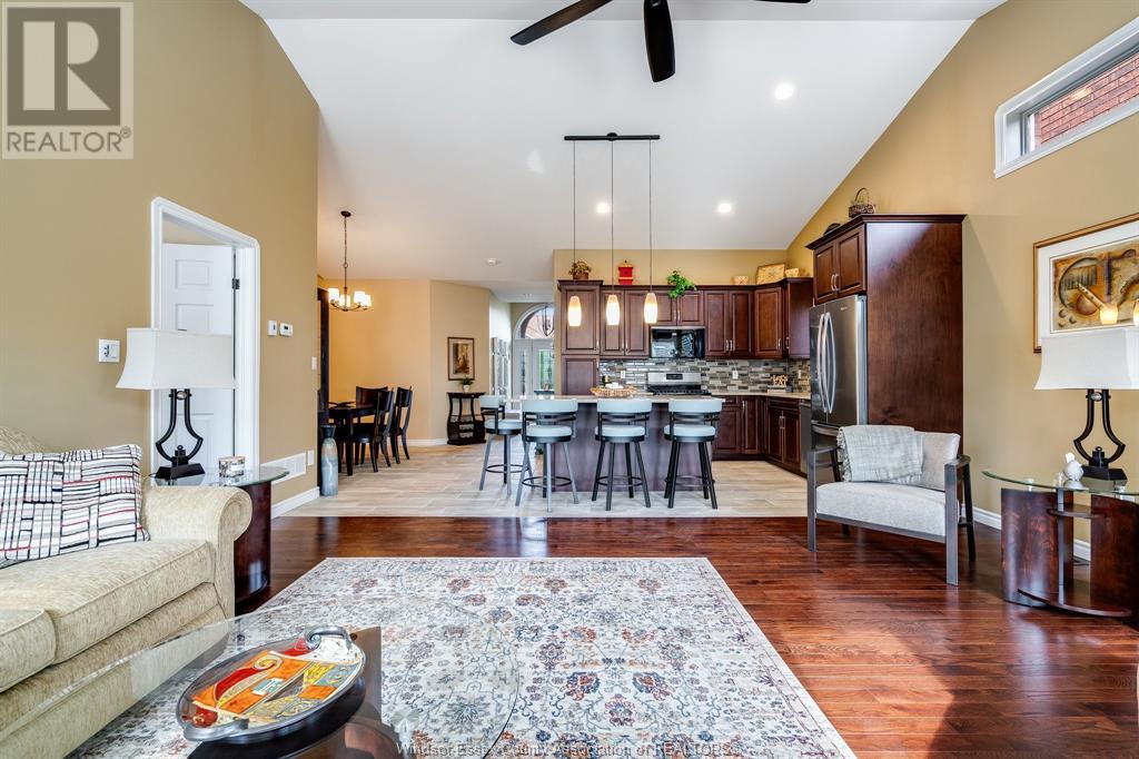 Photo 16 of 1490 Aspenshore, Windsor ON