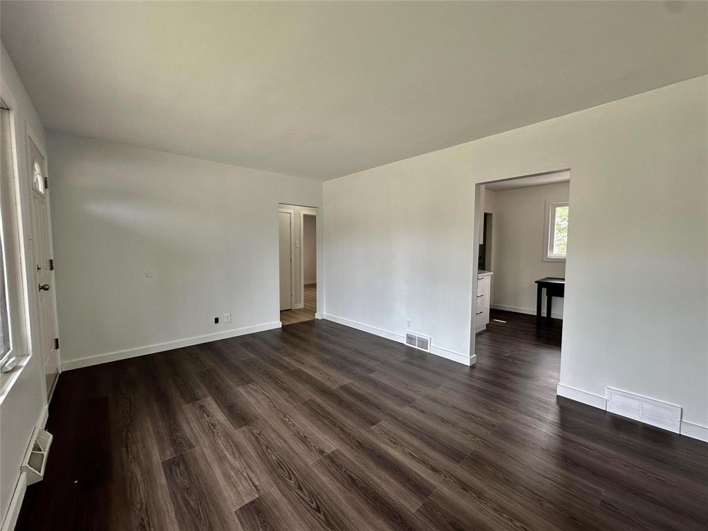 Photo 1 of 434 Dufferin Avenue, Selkirk MB