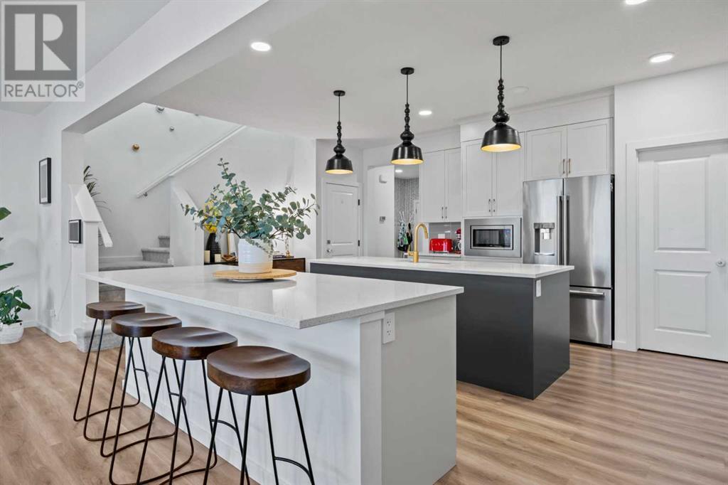 Single Family House for Sale in  Walcrest View SE Walden Calgary 