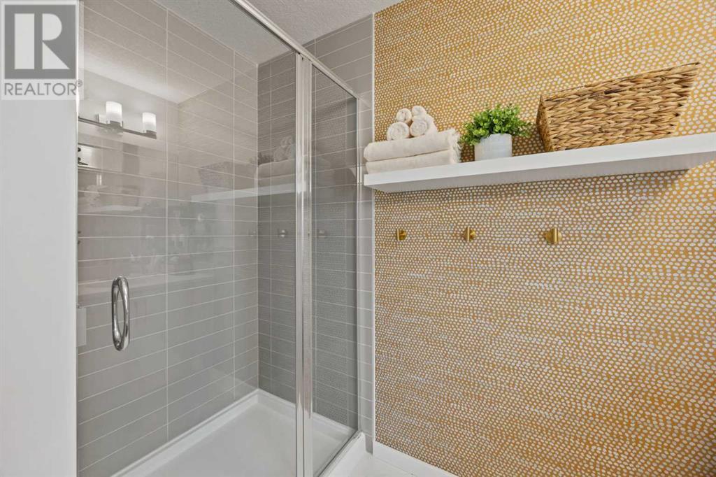 Single Family House for Sale in  Walcrest View SE Walden Calgary 