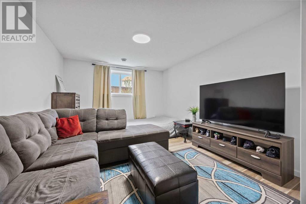 Single Family House for Sale in  Walcrest View SE Walden Calgary 