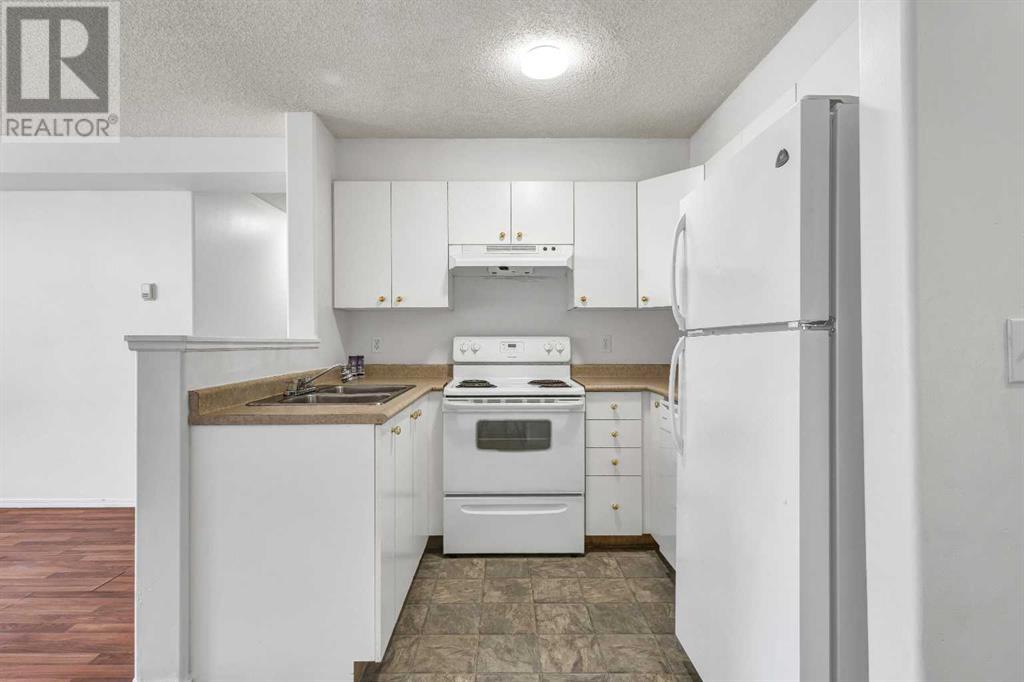 Single Family House for Sale in   Somervale Court SW Somerset Calgary 