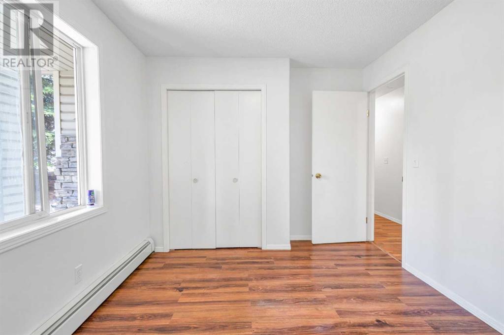 Single Family House for Sale in   Somervale Court SW Somerset Calgary 