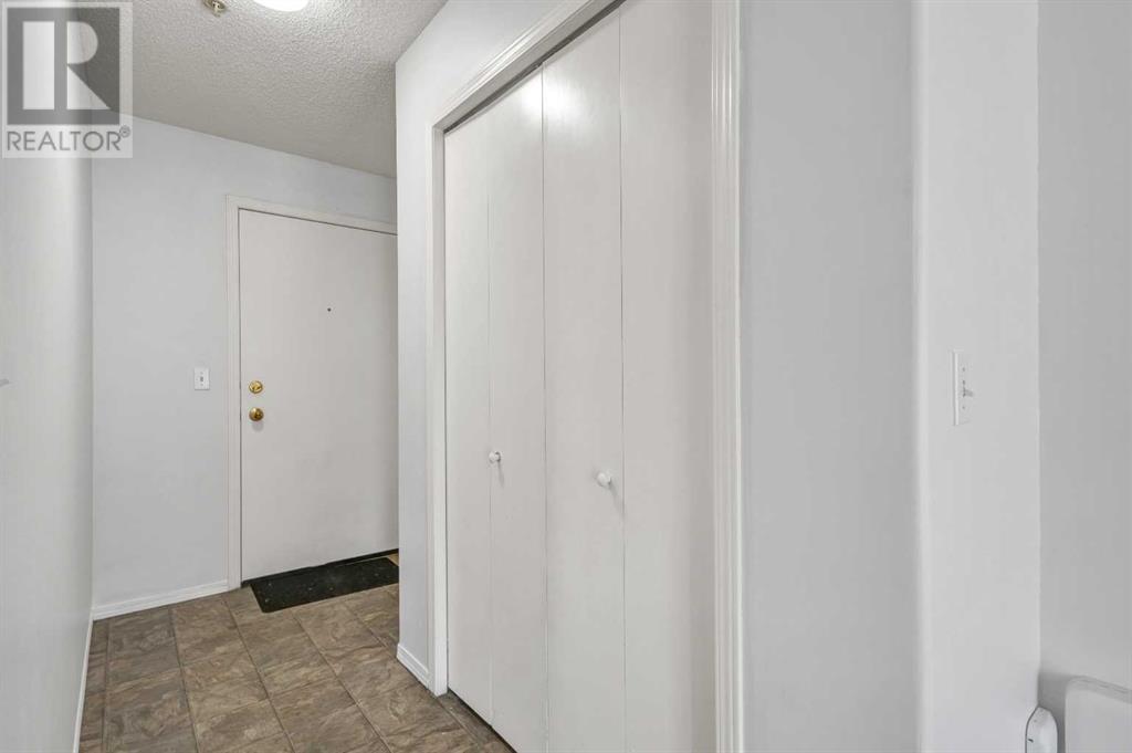 Single Family House for Sale in   Somervale Court SW Somerset Calgary 