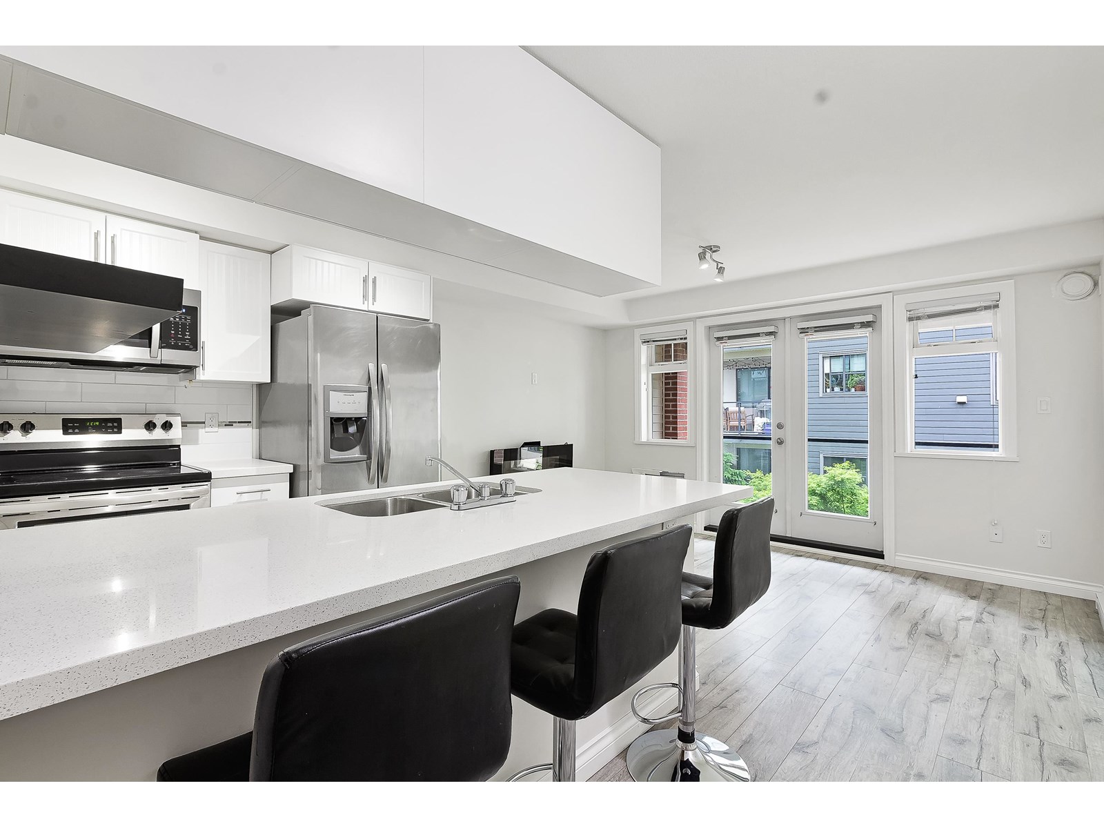 Photo 7 of 310 5650 201 A Street, Langley BC