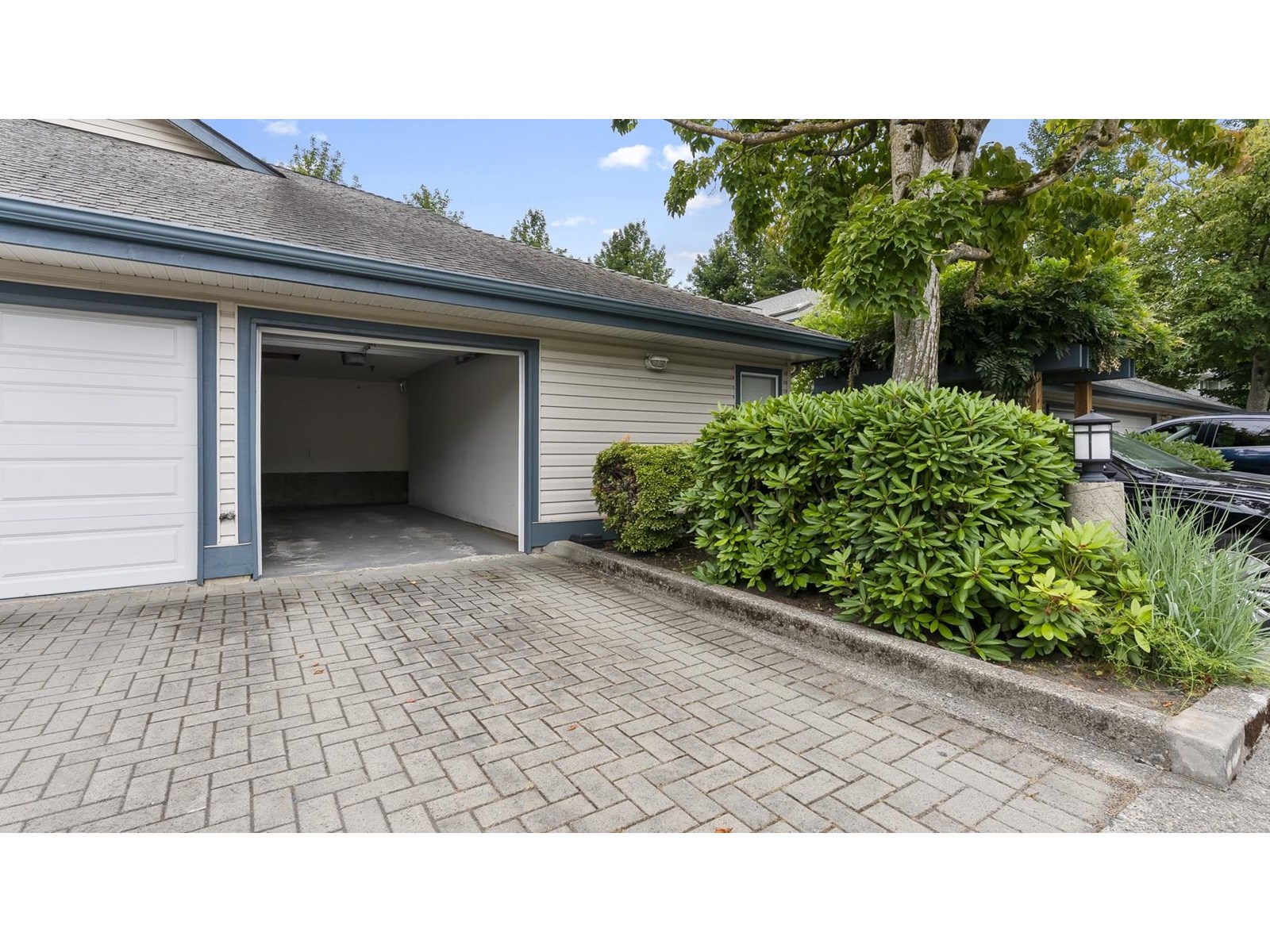 Photo 23 of 35 5668 208 Street, Langley BC