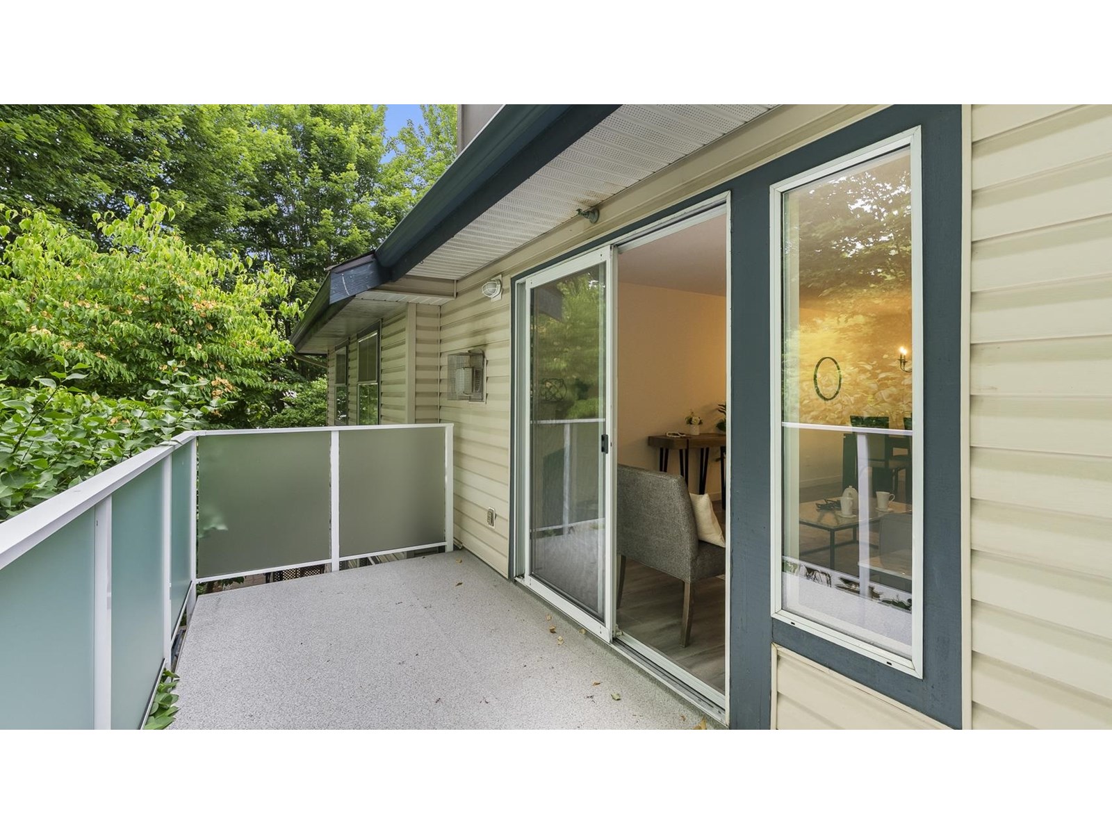 Photo 20 of 35 5668 208 Street, Langley BC
