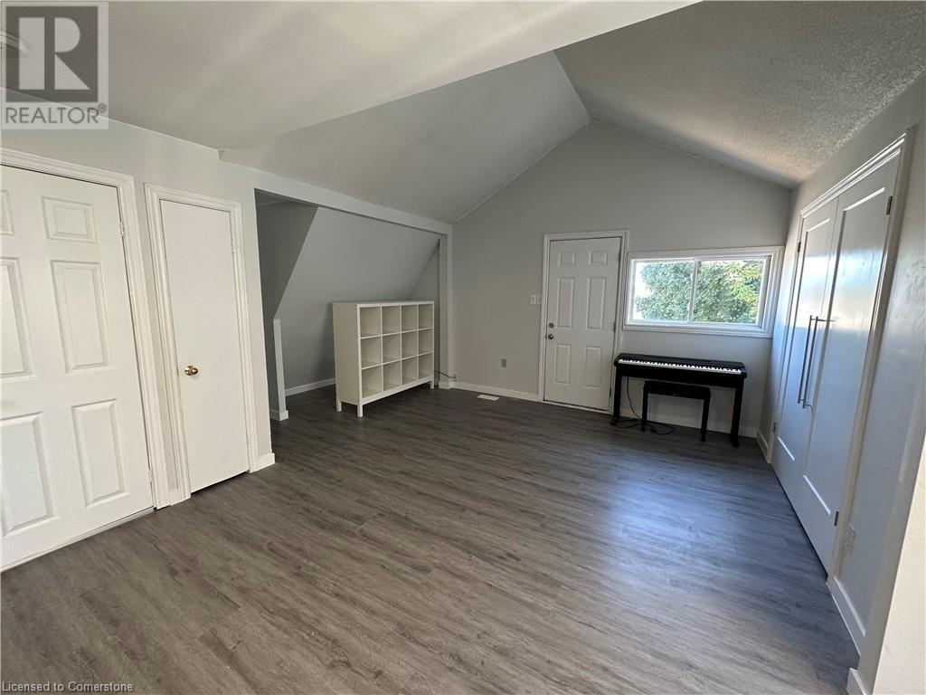 Photo 12 of 129 East 23rd Street, Hamilton ON