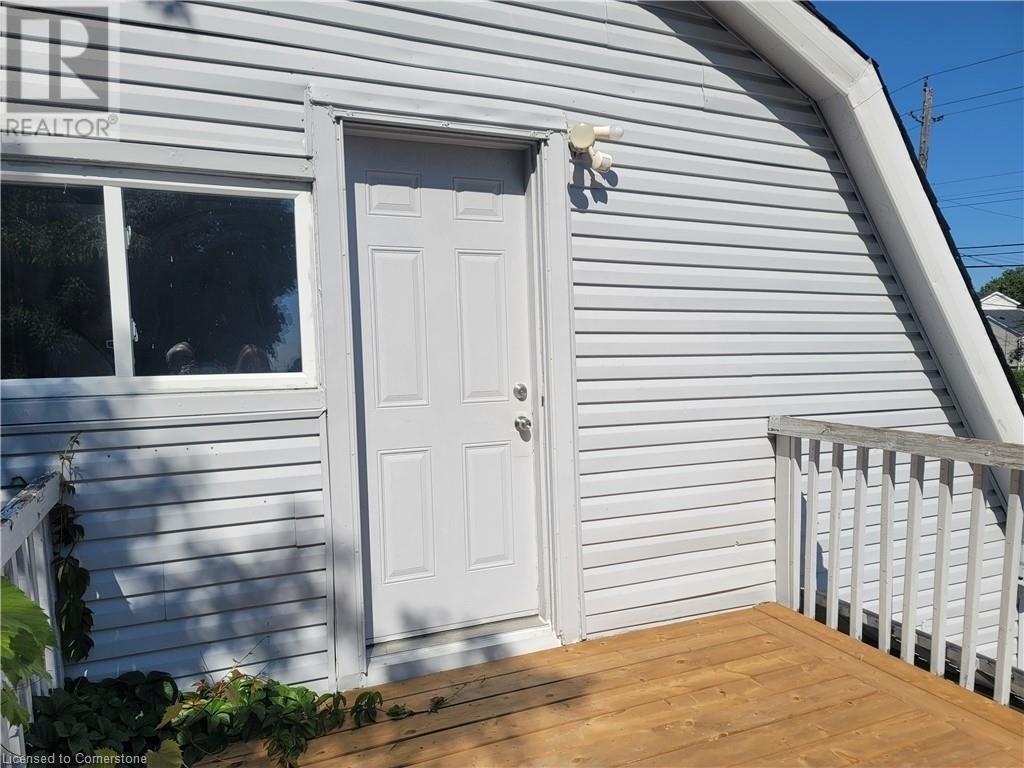 Photo 11 of 129 East 23rd Street, Hamilton ON