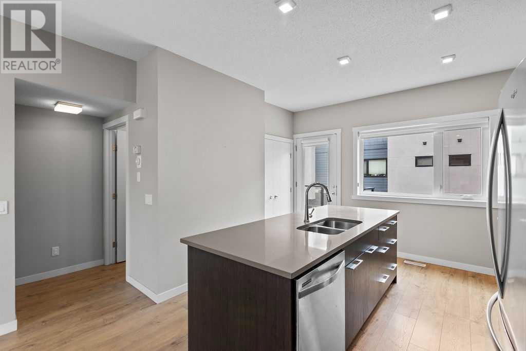 Single Family House for Sale in   Sherwood Square NW Sherwood Calgary 