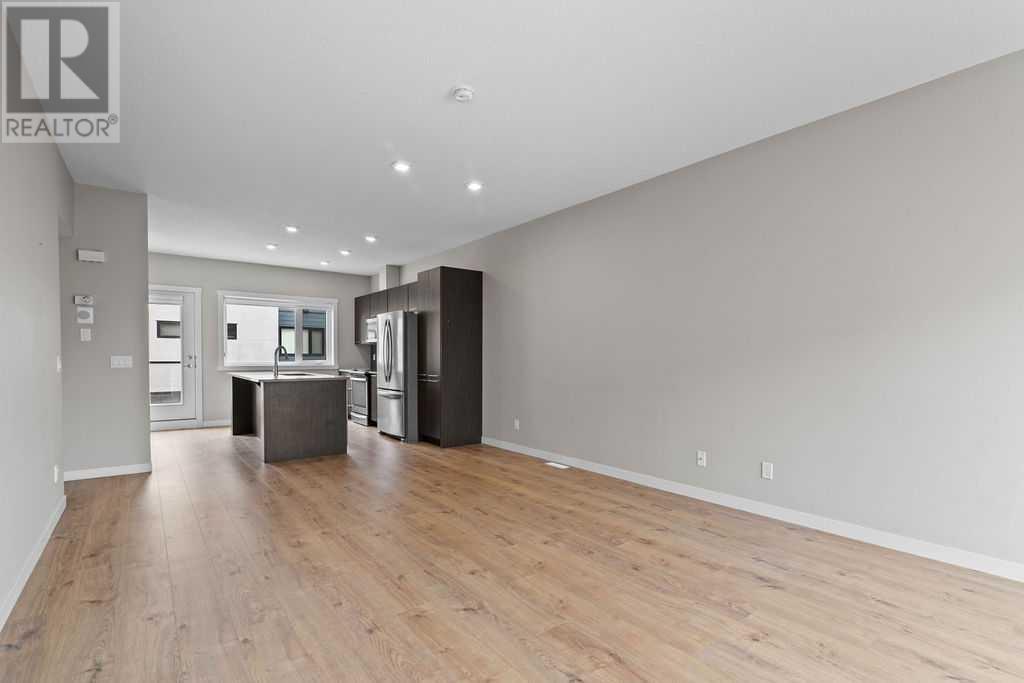 Single Family House for Sale in   Sherwood Square NW Sherwood Calgary 