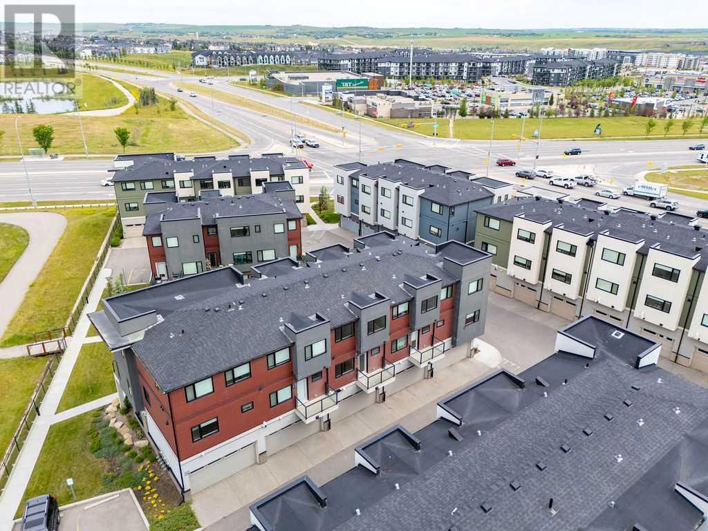Single Family House for Sale in   Sherwood Square NW Sherwood Calgary 