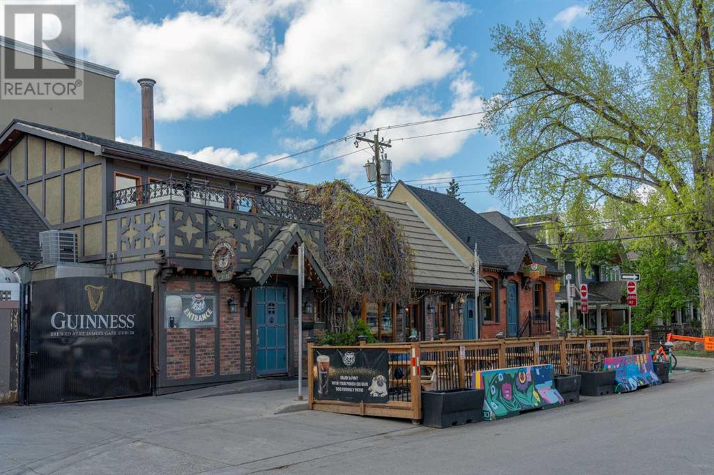 Single Family House for Sale in    Avenue NW Hillhurst Calgary 