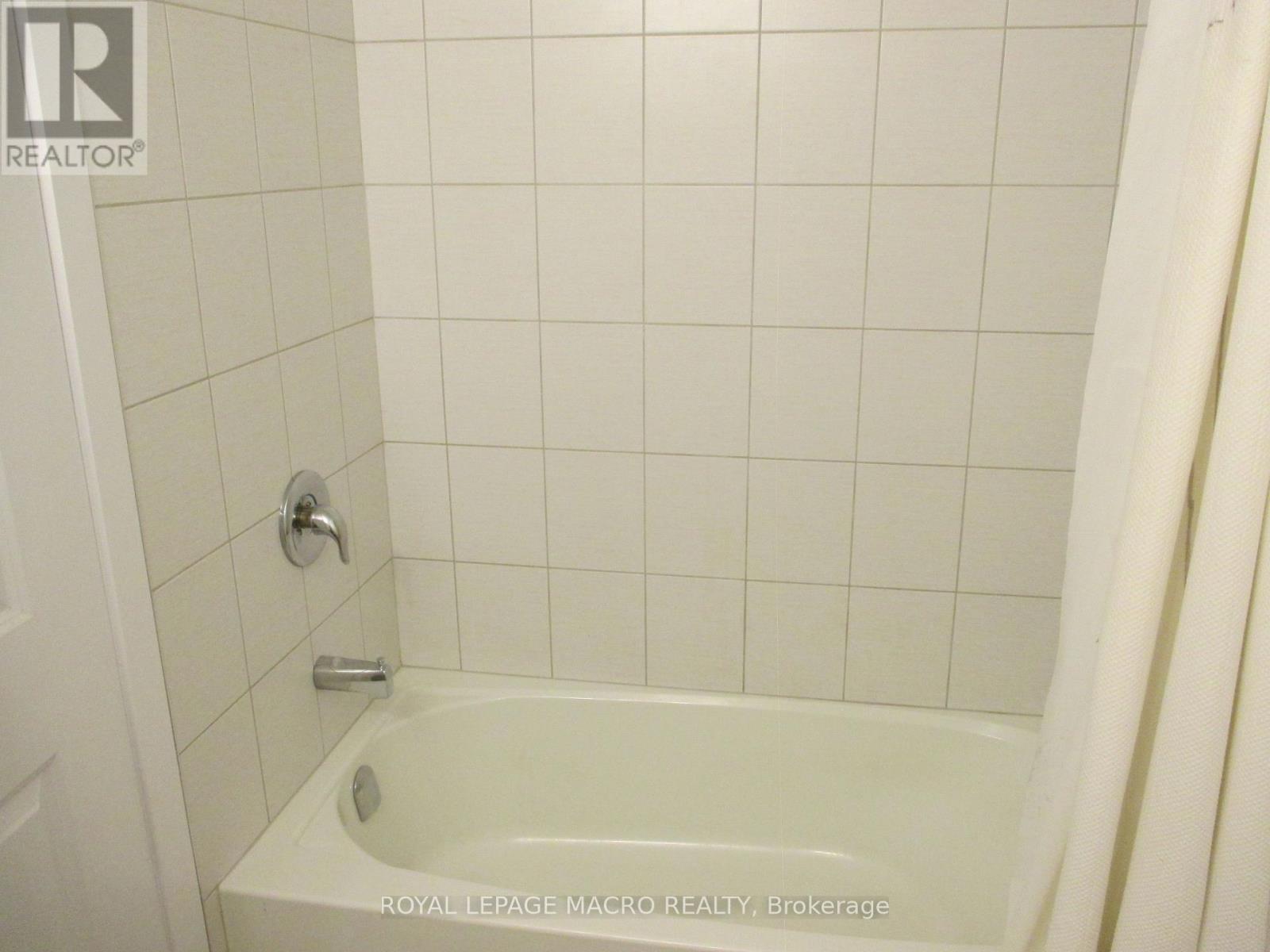 Photo 13 of 533 5055 Greenlane Road, Lincoln ON