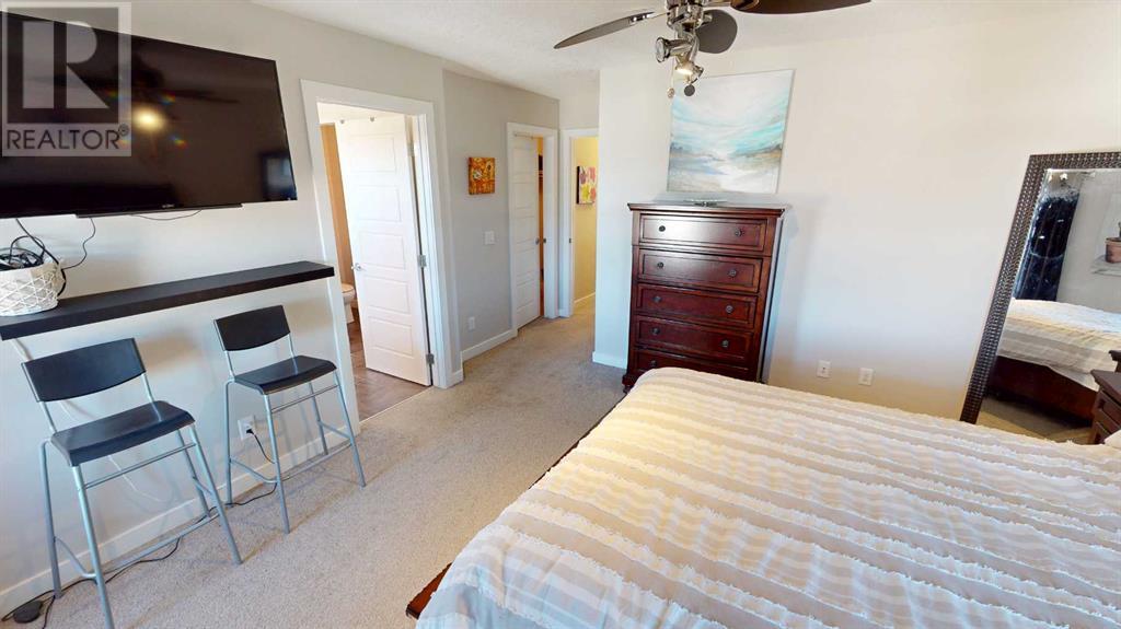 Single Family House 5 Level for Sale in  Sage Bluff Heights NW Sage Hill Calgary 