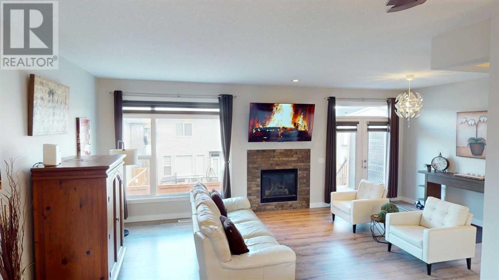 Single Family House 5 Level for Sale in  Sage Bluff Heights NW Sage Hill Calgary 