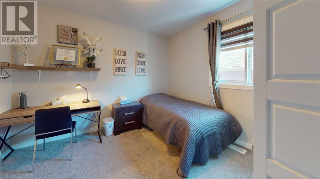 Single Family House 5 Level for Sale in  Sage Bluff Heights NW Sage Hill Calgary 
