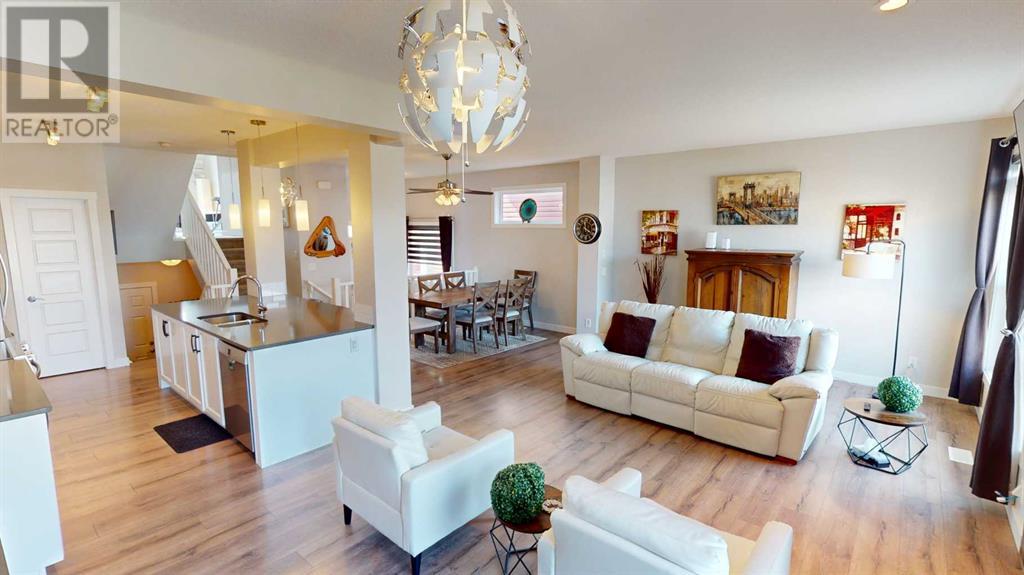 Single Family House 5 Level for Sale in  Sage Bluff Heights NW Sage Hill Calgary 