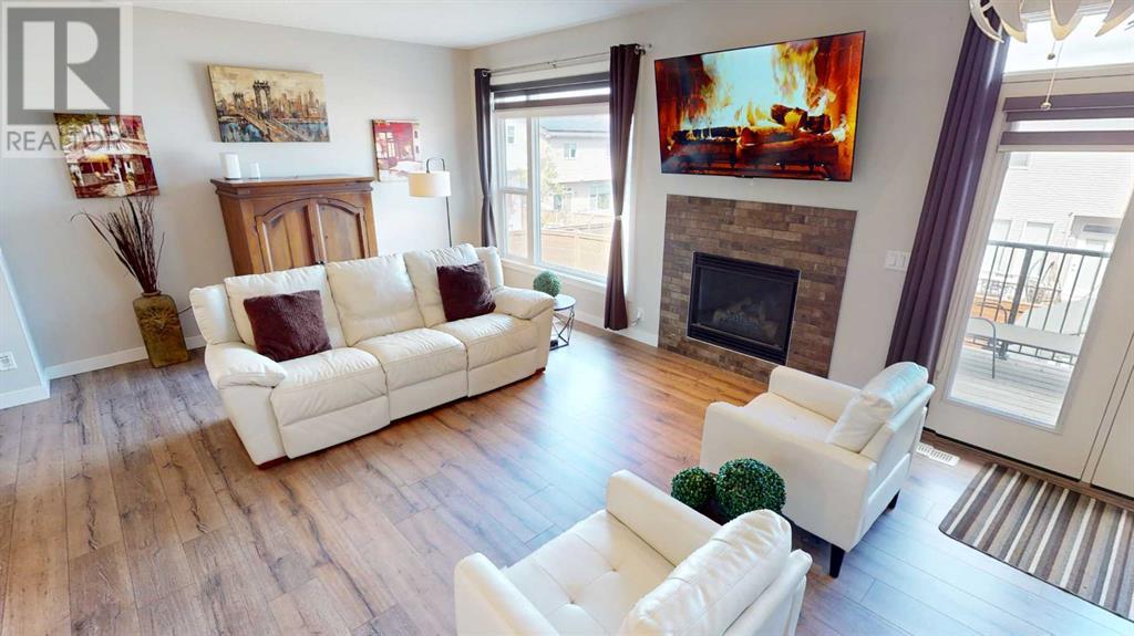 Single Family House 5 Level for Sale in  Sage Bluff Heights NW Sage Hill Calgary 