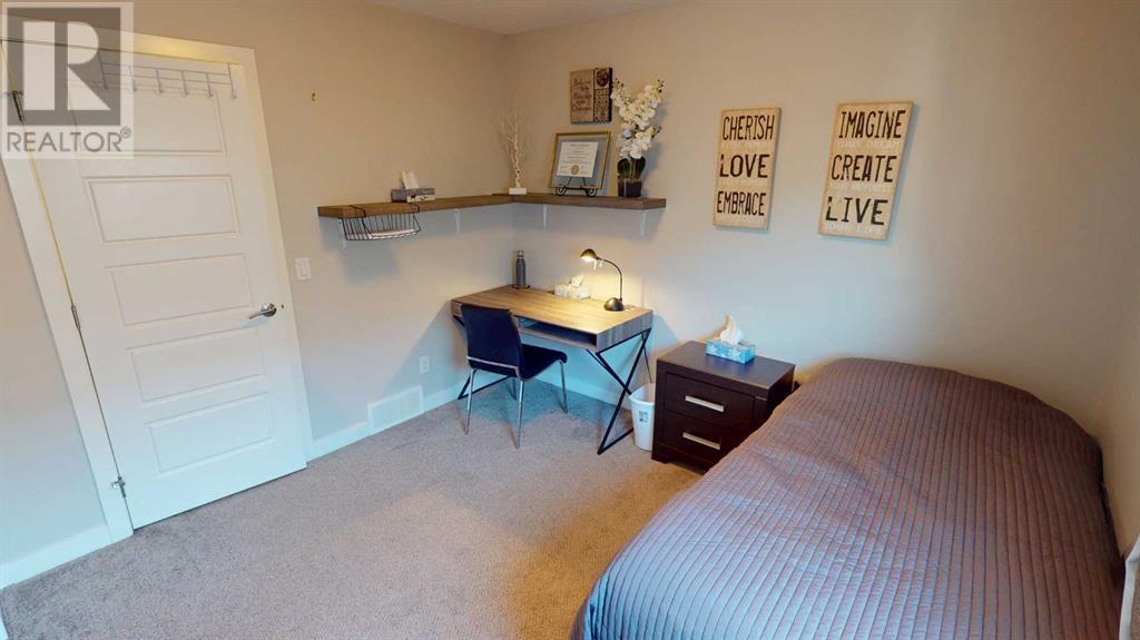 Single Family House 5 Level for Sale in  Sage Bluff Heights NW Sage Hill Calgary 
