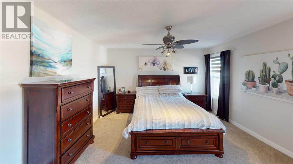 Single Family House 5 Level for Sale in  Sage Bluff Heights NW Sage Hill Calgary 